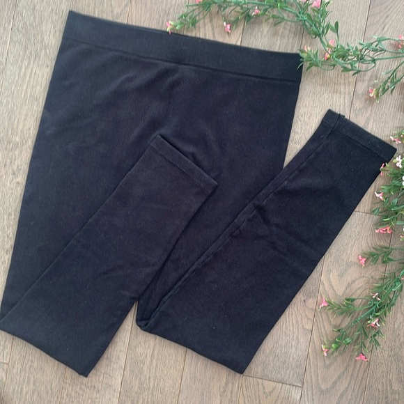 Cozy Black Winter Leggings - Size L - Picture 1 of 11